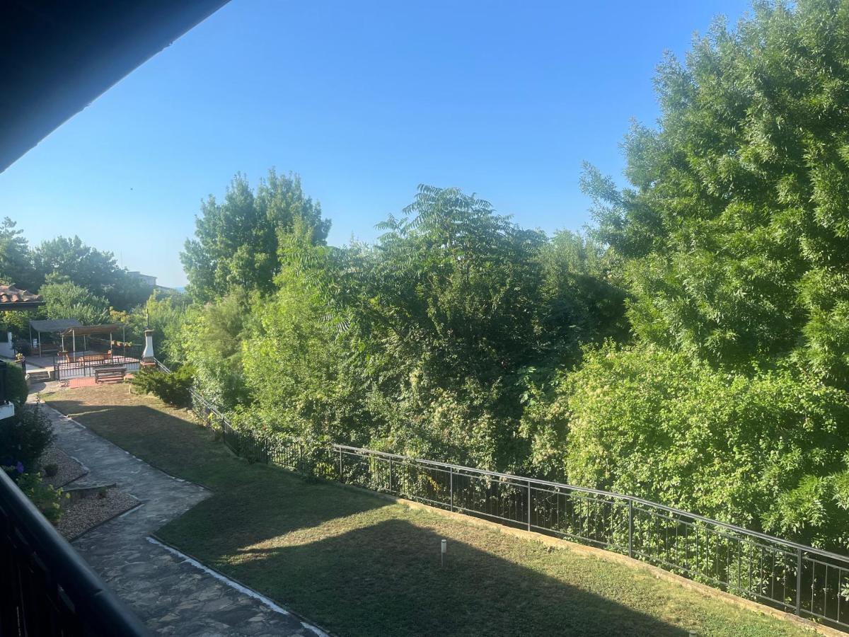 Spacious Fully Furnished Studio In Kavarna Apart Hotel Extérieur photo